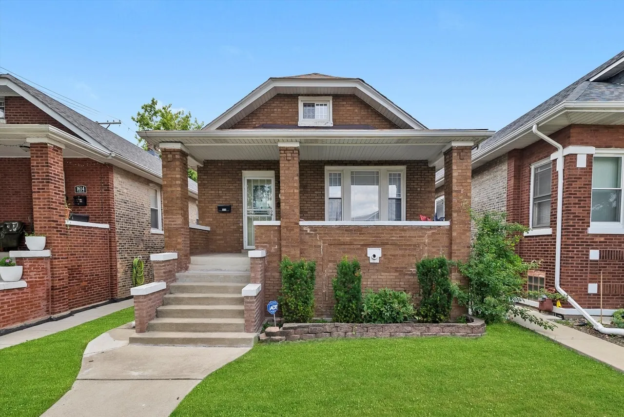 Sold listing in Chicago, IL